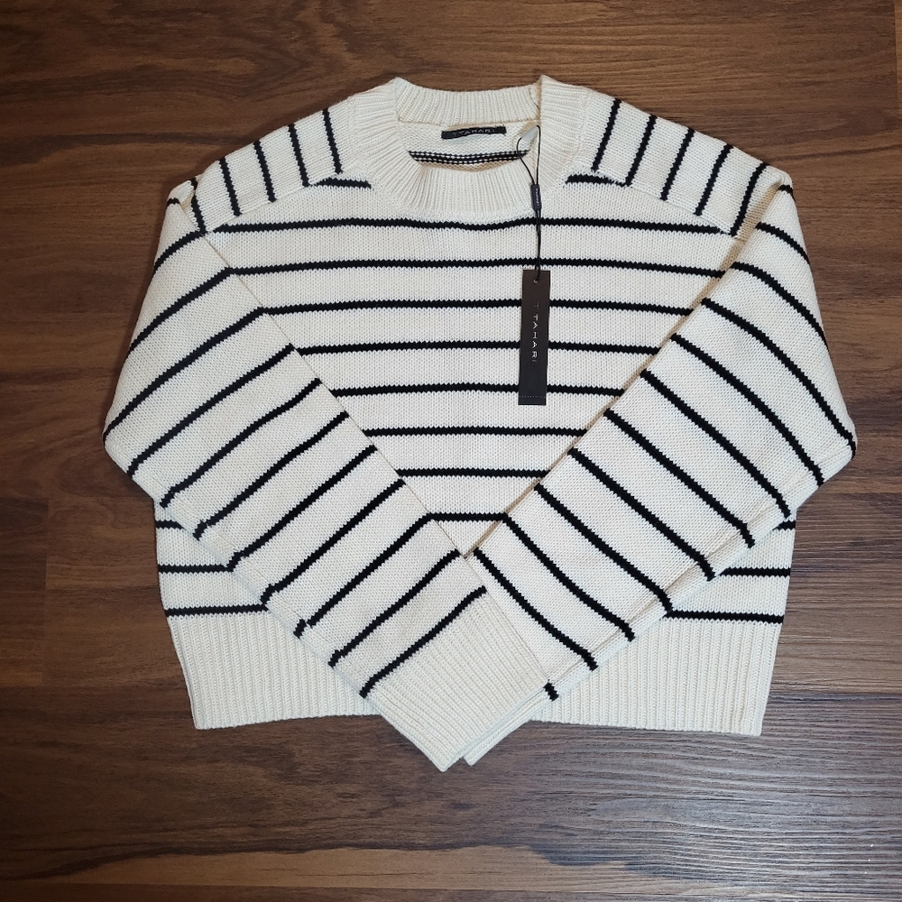 NWT T Tahari Saddle Stripe Long Sleeve Sweater in Cream/Black XS